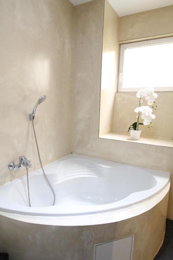 Private Quad Bedroom With Bathroom Rf3 Виена Екстериор снимка